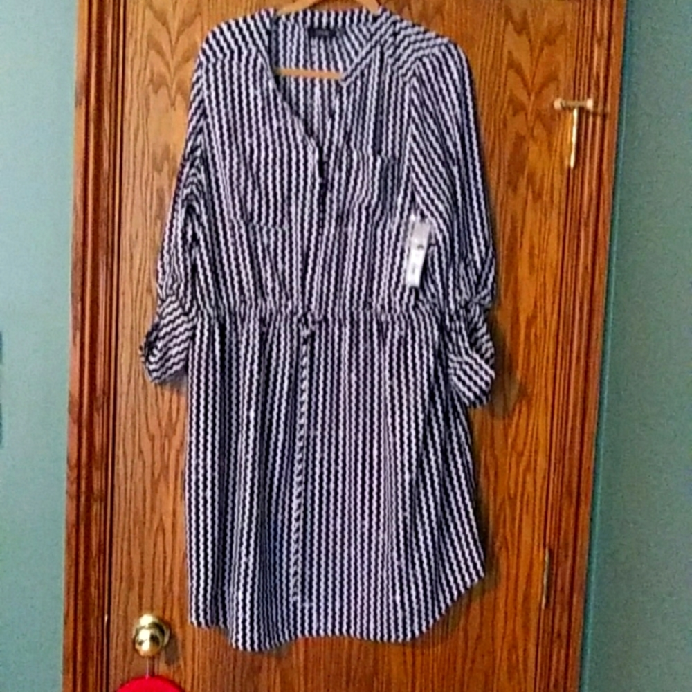 NWT Apt 9 Black and White Blouse Dress